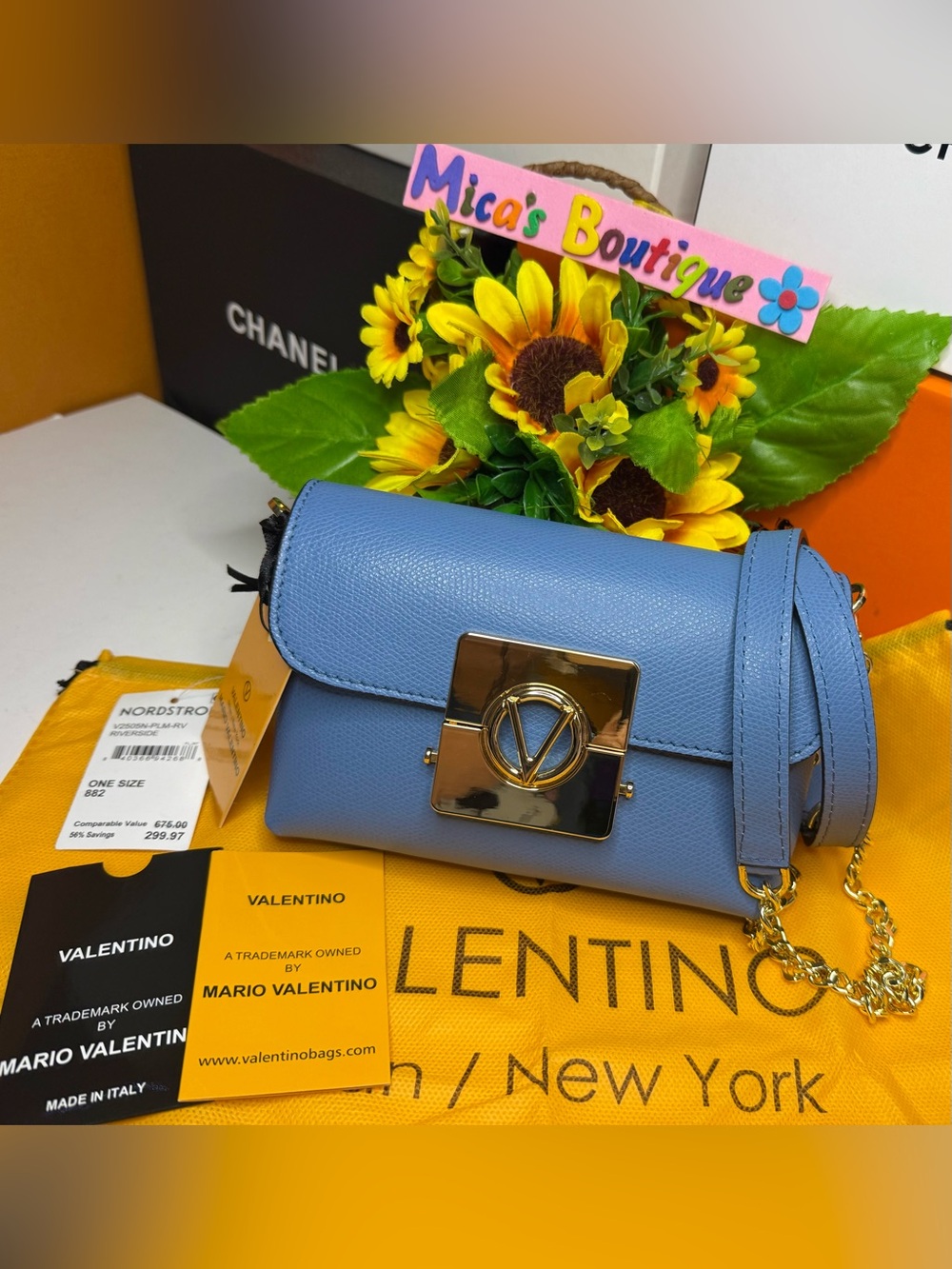 🆕VALENTINO by Mario Valentino Crossbody Bag MSRP: $750